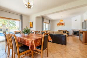 Villa | 4 bedrooms - Villa Tavagueira in Guia (Albufeira)