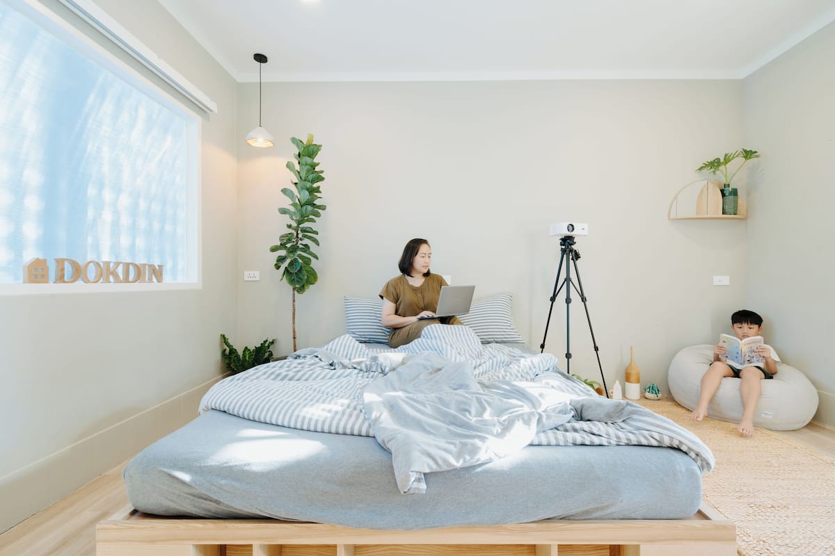 Design Single Room with Balcony
