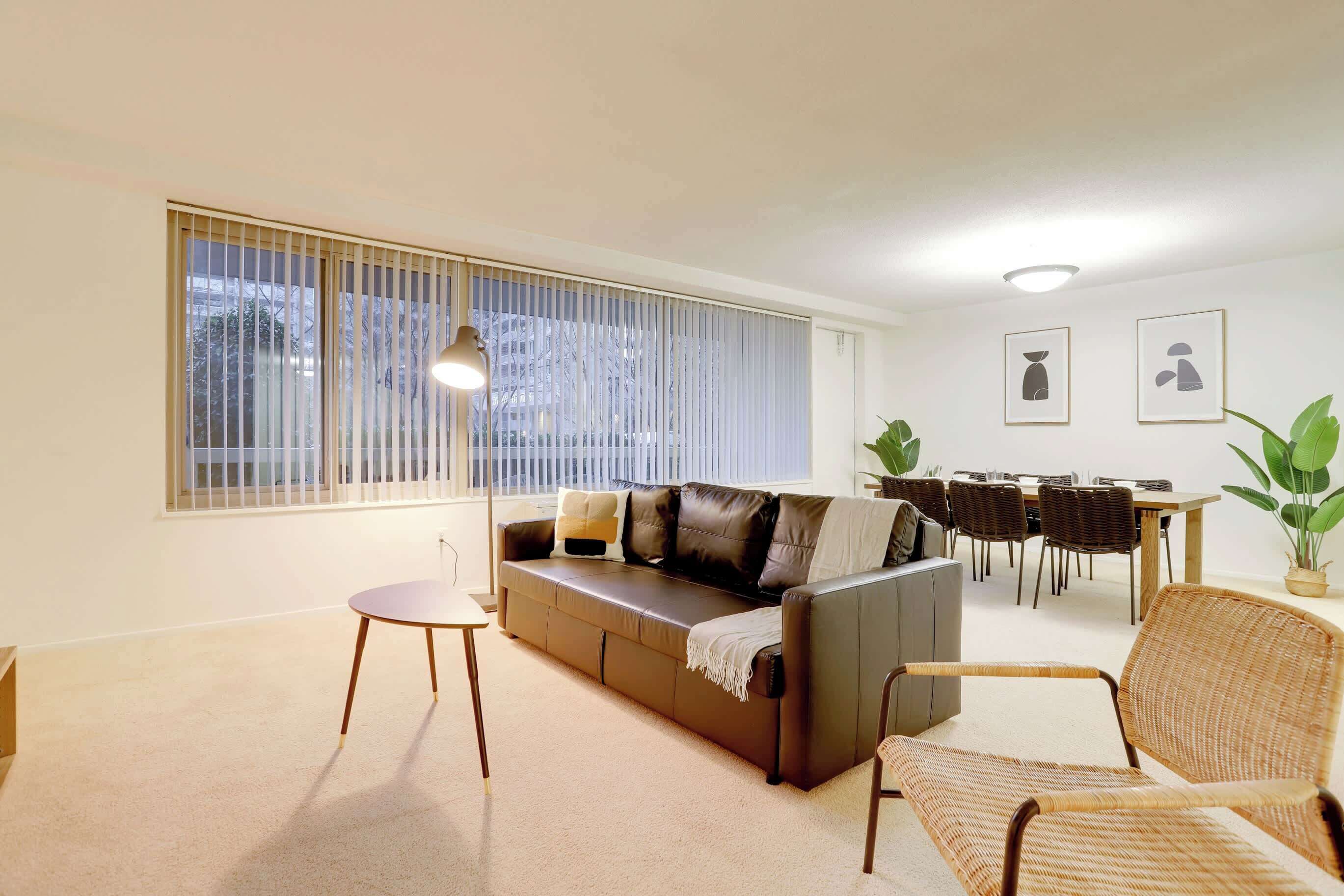 テレビ、書斎 / ワークスペース