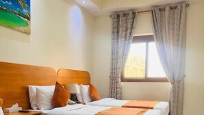Phòng 3 tiện nghi đơn giản