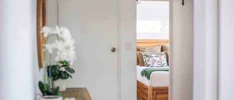 2 chambres, fer et planche à repasser, Wi-Fi, draps fournis