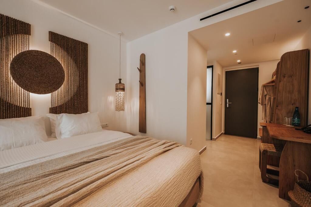  Junior Suite with Garden View | Egyptian cotton sheets, premium bedding, memory-foam beds, in-room safe