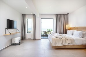 Egyptian cotton sheets, premium bedding, memory foam beds, in-room safe - Sagredo Boutique Hotel & SPA (Kos)