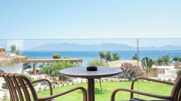 Executive Suite, Sea View | Terrace/patio