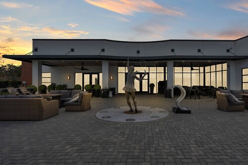 The Well Retreat | Modern 1BR Near Tennis & Pickleball | Wellness Center