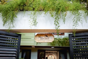 Front of property - Tiboley Homestay (Hue)