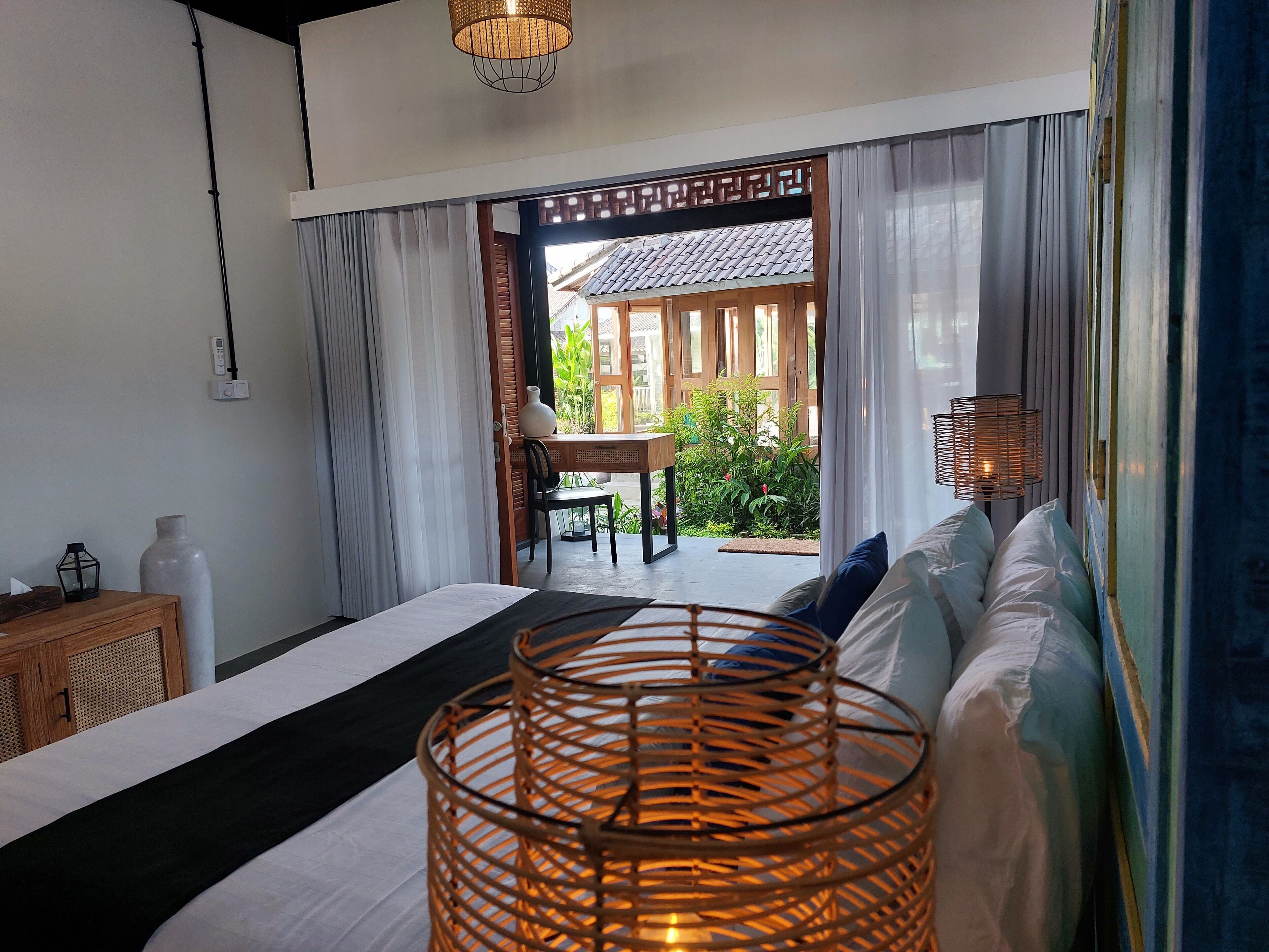 Superior Double or Twin Room, 1 King Bed, Terrace, Garden View | Premium bedding, minibar, in-room safe, desk