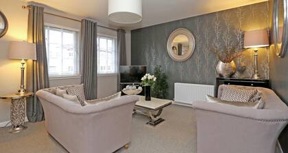 Comfortable Inverurie Home Close to Train Station