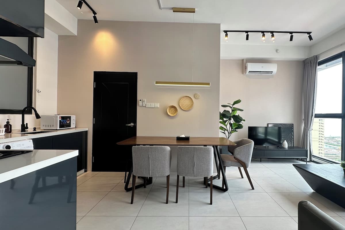 Apartament superior, 2 dormitoris, vistes a la ciutat | Sala d'estar