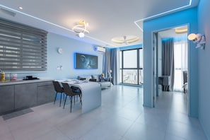 Living area - Urban Suites (George Town)