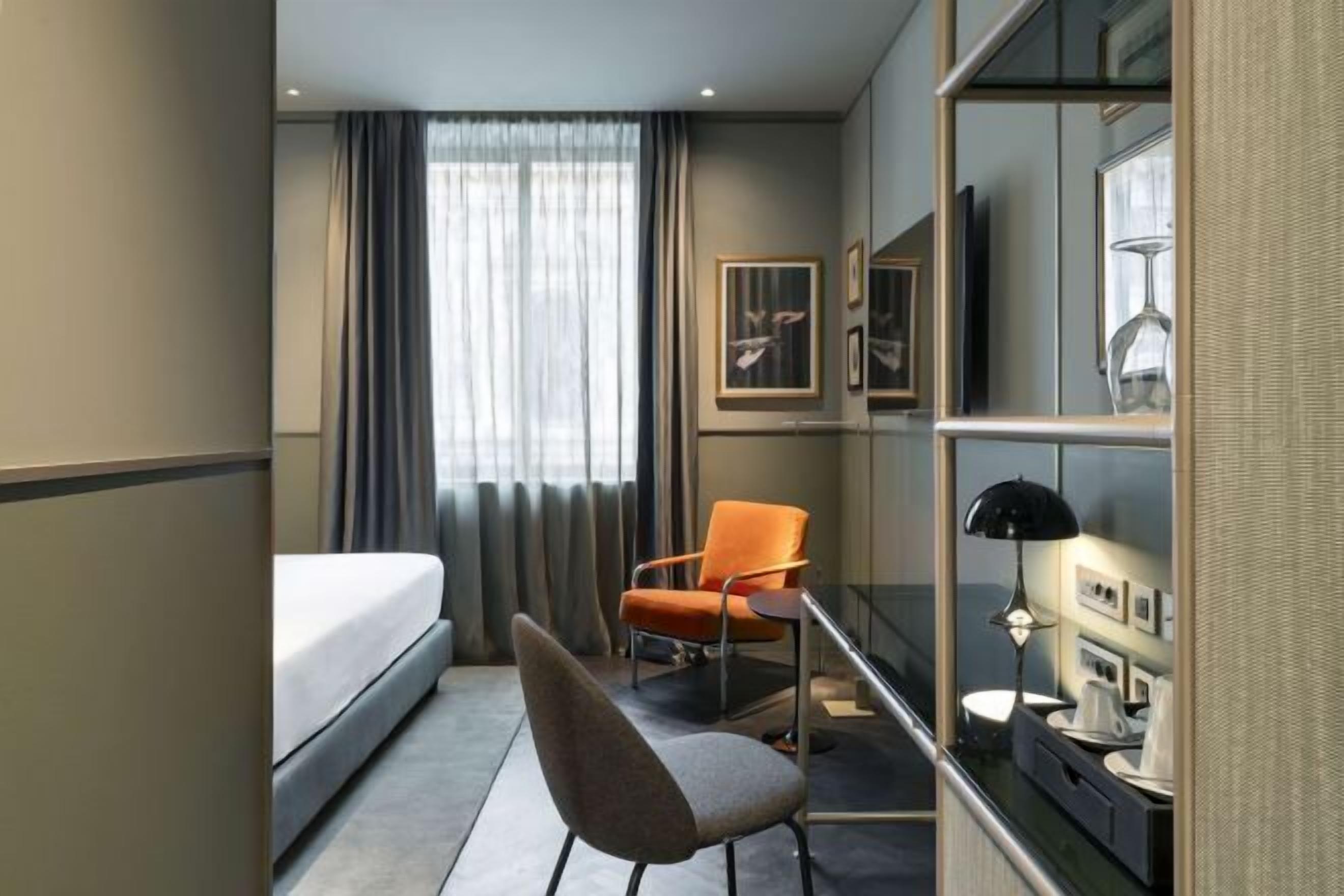 Minibar, safe på rommet, blendingsgardiner og lydisolert