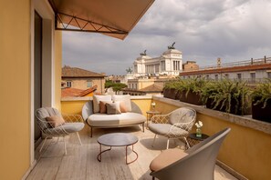 Panoramic Room, Non Smoking, Terrace (City View) | Minibar, in-room safe, blackout drapes, soundproofing