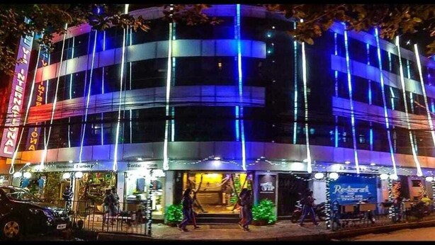 Front of property - Hotel Vip International (Kolkata)