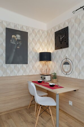 Studio, Kitchen | Living room - Cozy Studio For 2 in Katowice by Renters (Katowice)