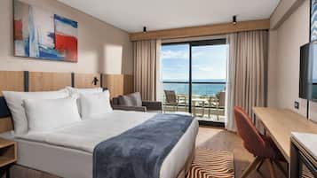 Minibar, in-room safe, free WiFi, bed sheets