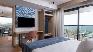 Suite with Queen Size Bed, Sea View