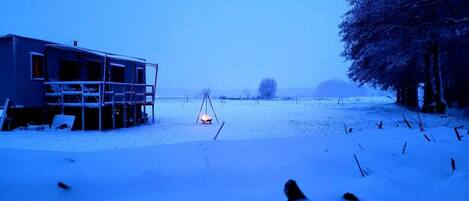 المنشأة من الخارج