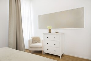 1 bedroom, iron/ironing board, travel crib, WiFi
