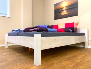 2 bedrooms, free WiFi, bed sheets