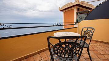 Classic Double Room | Terrace/patio