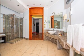 Bathroom - Baia Taormina - CDSHotels (Forza d'Agro)