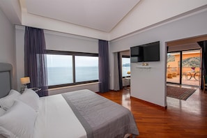 Suite Elegant | 1 ห้องนอน, มินิบาร์, ตู้นิรภัยในห้องพัก, โต๊ะทำงาน