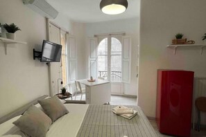 1 Schlafzimmer, Bügeleisen/Bügelbrett, kostenloses WLAN, Bettwäsche