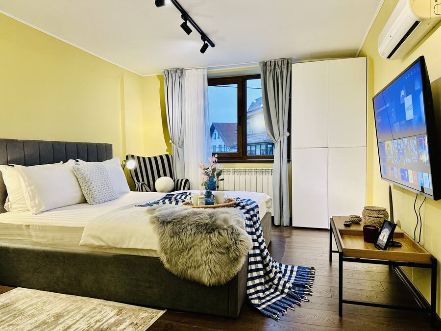 Executive Apartment | 1 bedroom, desk, free WiFi