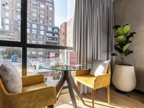 Interior - w * | Modern Loft in Parque Virrey (Bogotá)