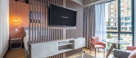 Televisio, työhuone