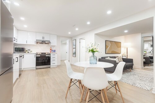 Newly renovated 2 bedroom suite lower level.