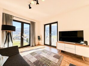 TV - Ferienwohnung Alpenglühen (Oberstaufen)