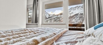 Logement avec vue spectaculaire sur les montagnes