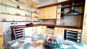 อพาร์ทเมนท์ (3 Bedrooms) | ภายใน