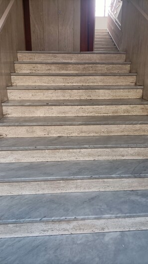 Interior - Europa 41 (Diano Marina)