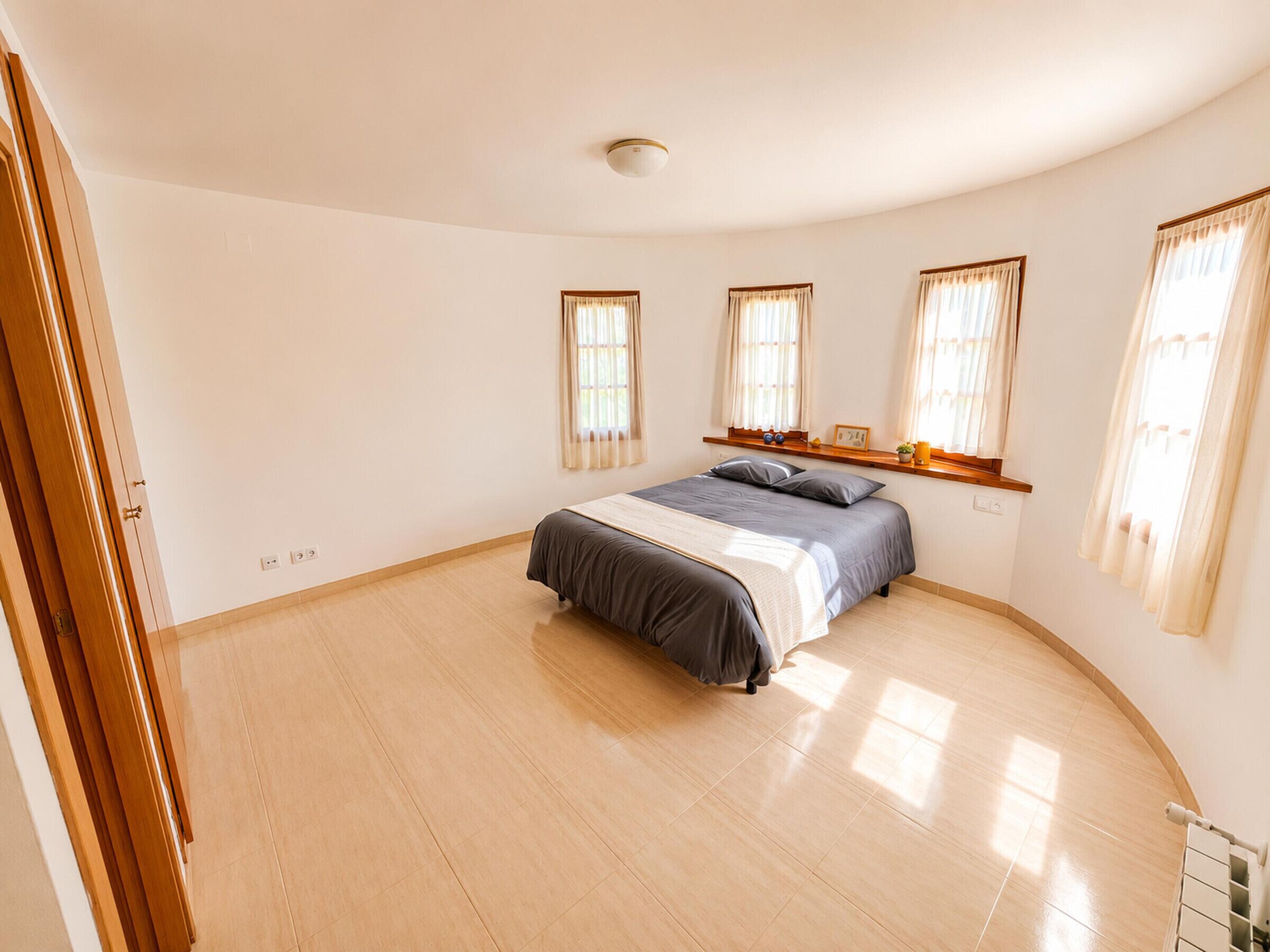 4 habitaciones, wifi gratis y ropa de cama 