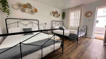 Silitysrauta/-lauta, vauvan matkasänky, ilmainen Wi-Fi