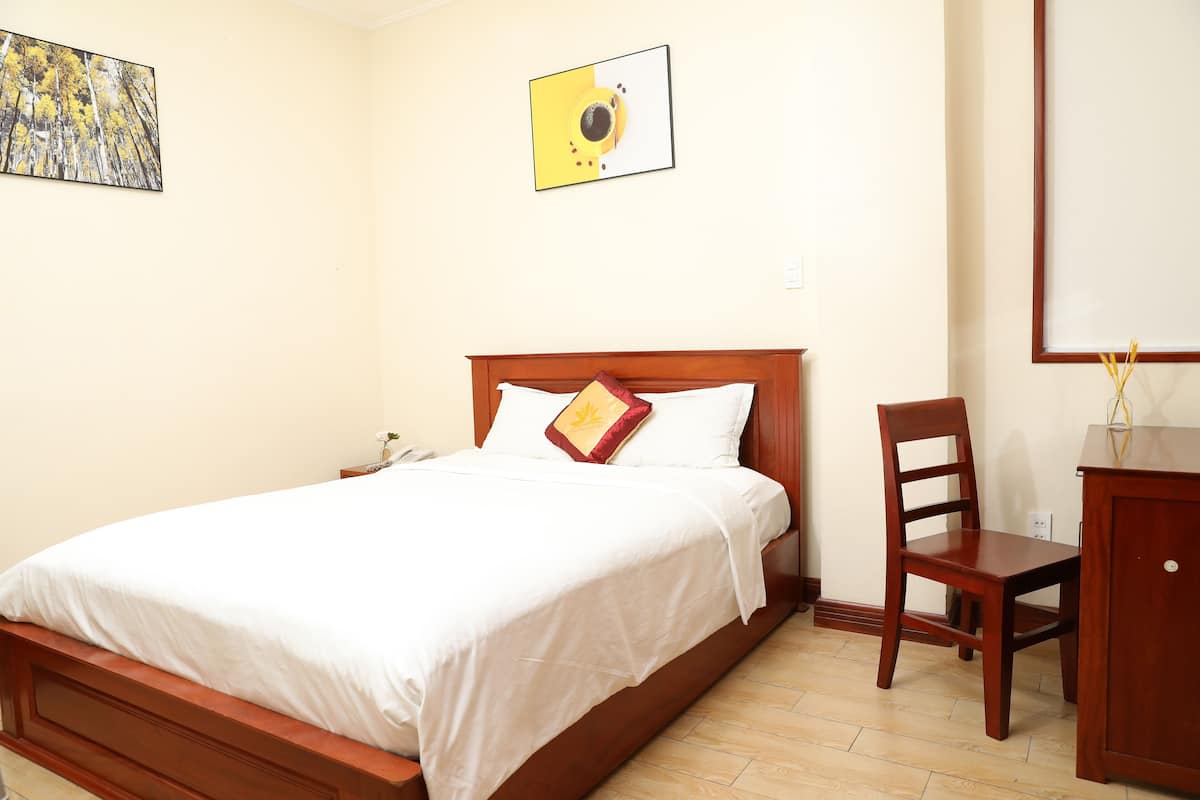 1 chambre, bureau, espace de travail pour ordinateur portable