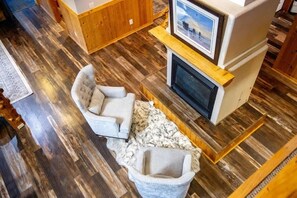 Smart TV, fireplace, table football, offices