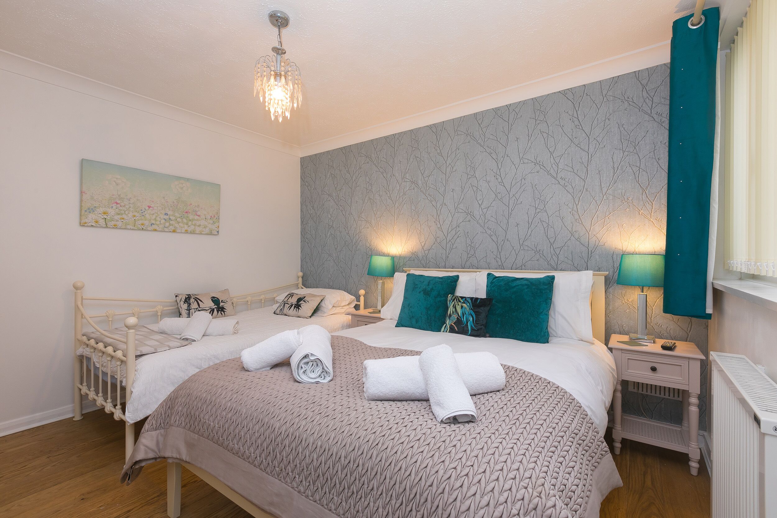 2 bedrooms, individually decorated, individually furnished, free WiFi