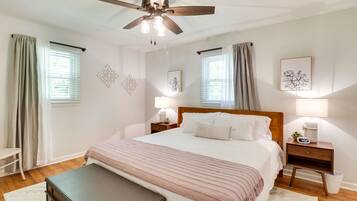 2 bedrooms, iron/ironing board, travel crib, free WiFi