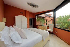 Apartment | 4 bedrooms - Treasurerome Spanish Steps Penthouse 4BR (Rome)