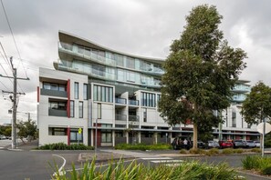 Basic Apartment | Exterior - Stunning View 2-bed in Port Melbourne w/ Parking (Port Melbourne)