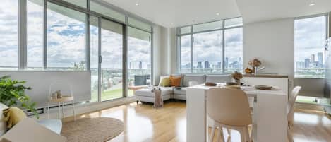 Perushuoneisto | Ruokailu