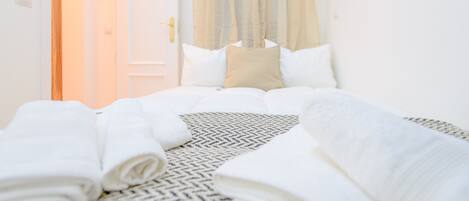 Bügeleisen/Bügelbrett, kostenloses WLAN