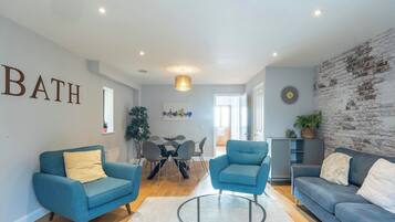 Lounge and dining area