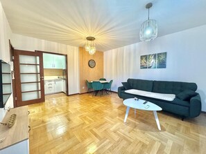 Comfort Apartment | Living area | 32-inch LCD TV with cable channels - Comfort One Bedroom Apartment (Budva)