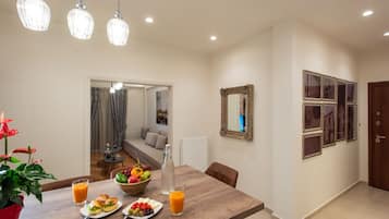 Luxury Apartment | Private kitchen | Full-size fridge, microwave, oven, stovetop