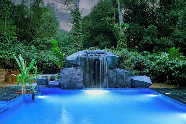 Indoor pool, outdoor pool - Evergreen County - India's First Adventure Veg Retreat in Coorg (Virajpet)