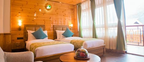 Premium Twin Room | 1 bedroom, soundproofing, free WiFi